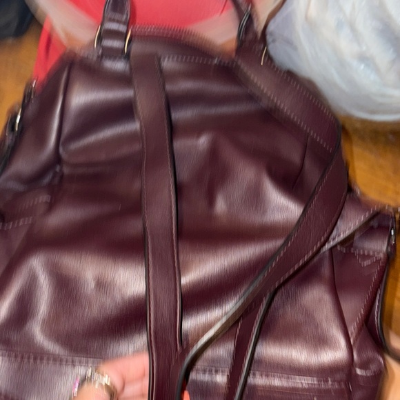Simply Vera Vera Wang Rich Burgundy Backpack - Picture 5 of 7